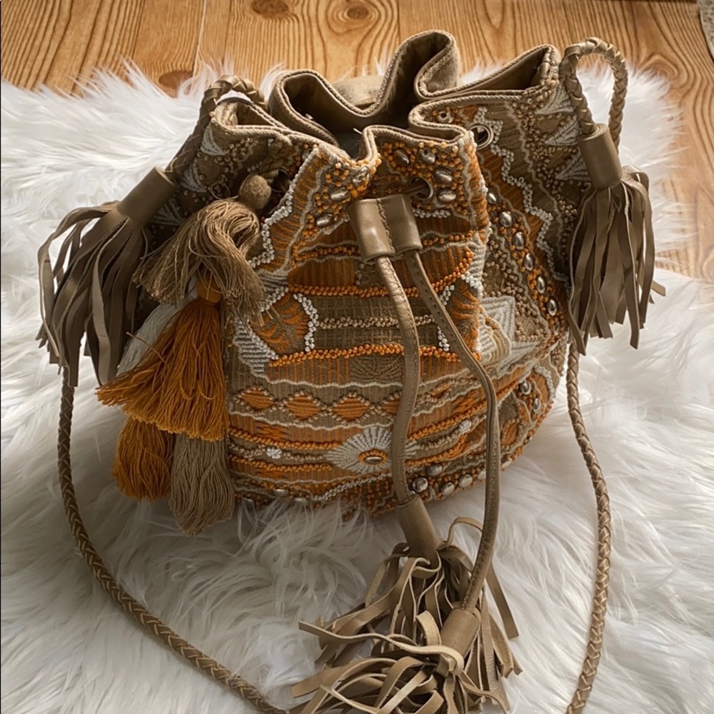 Anthropologie IbBan